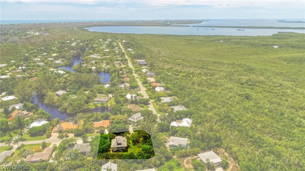 9408 Moonlight Drive Sanibel FL 33957