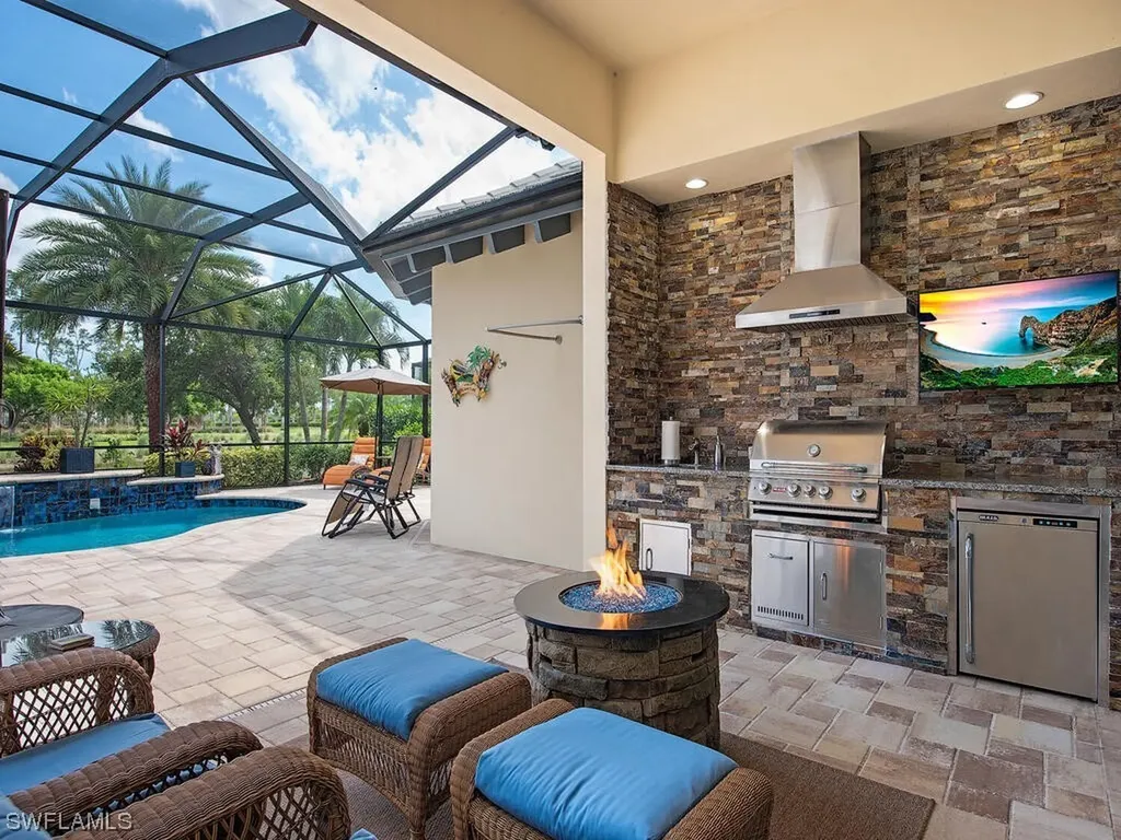 5086 Andros Drive Naples FL 34113