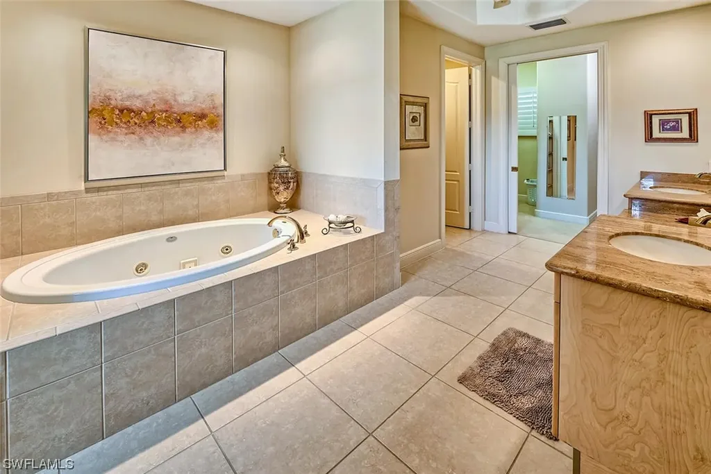 554 Avellino Isle Circle Naples FL 34119