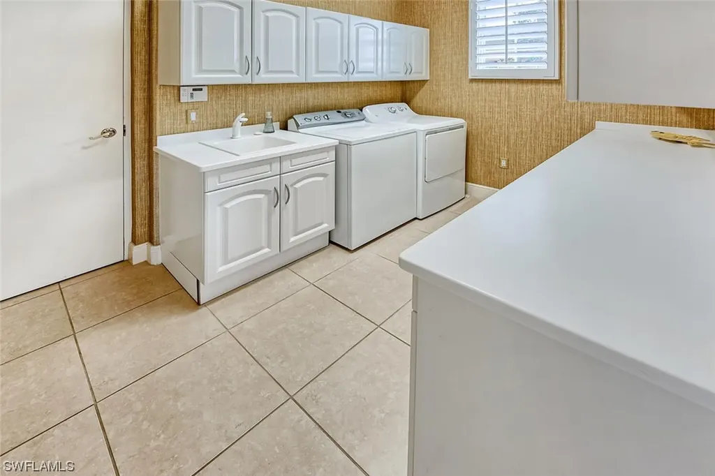 554 Avellino Isle Circle Naples FL 34119