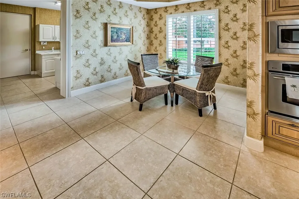 554 Avellino Isle Circle Naples FL 34119