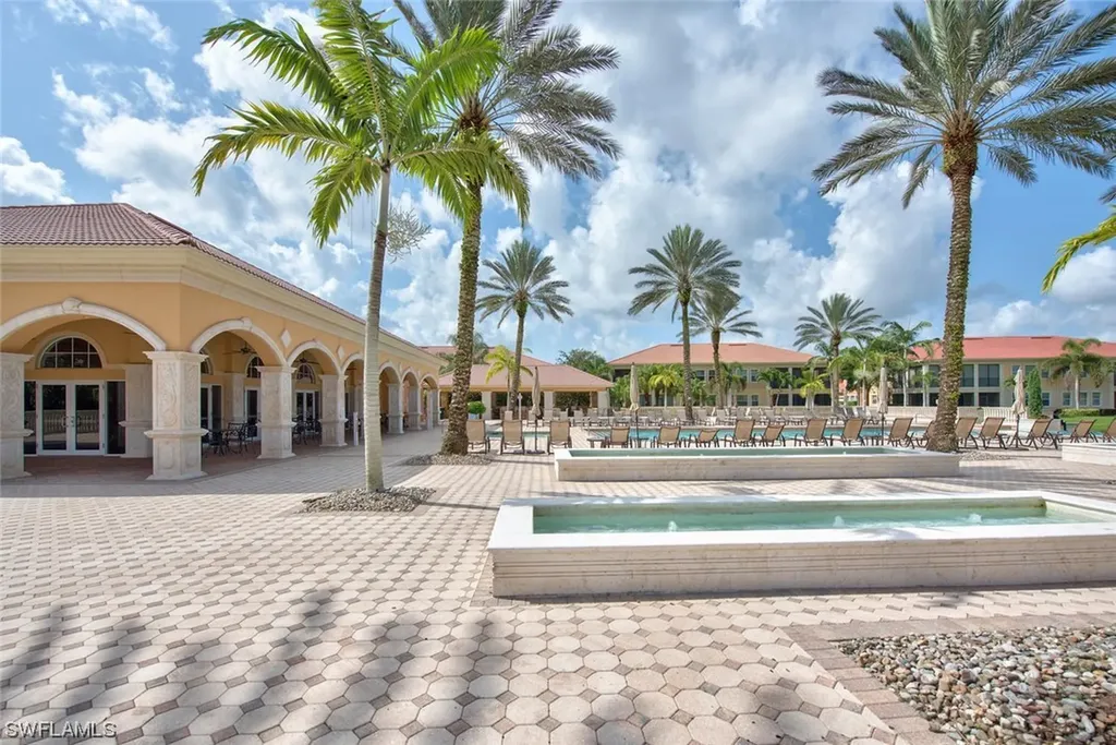 554 Avellino Isle Circle Naples FL 34119