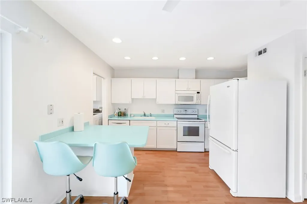 788 Park Shore Drive Naples FL 34103