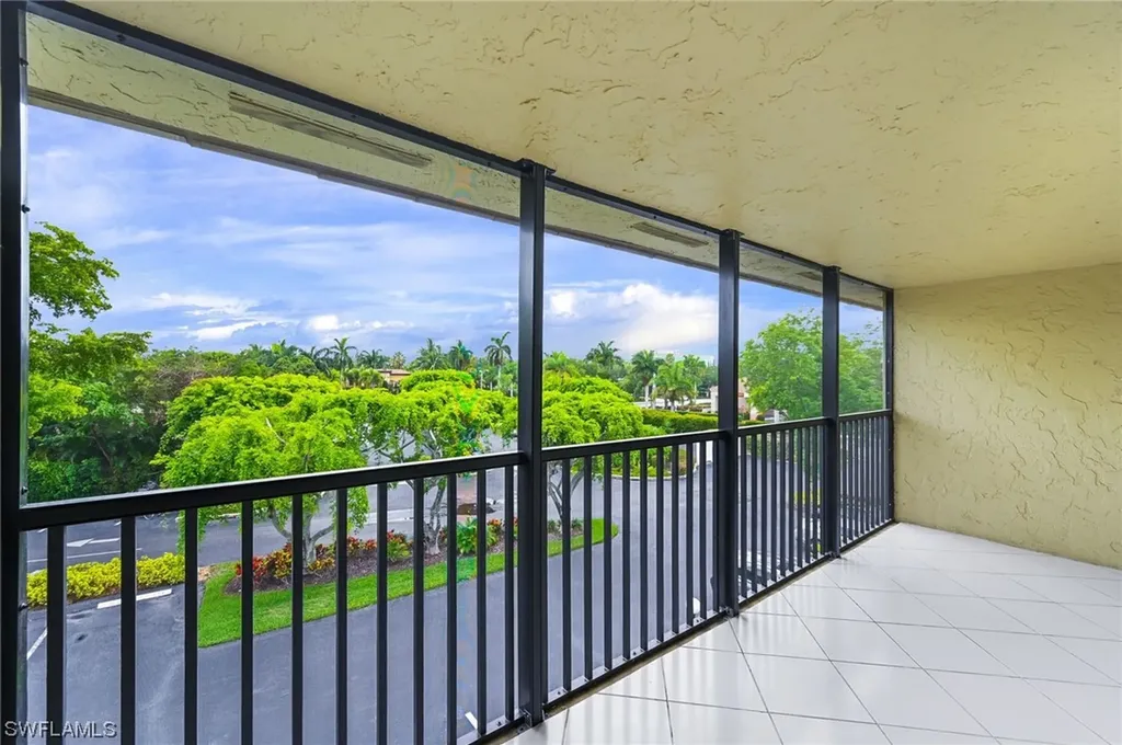 788 Park Shore Drive Naples FL 34103