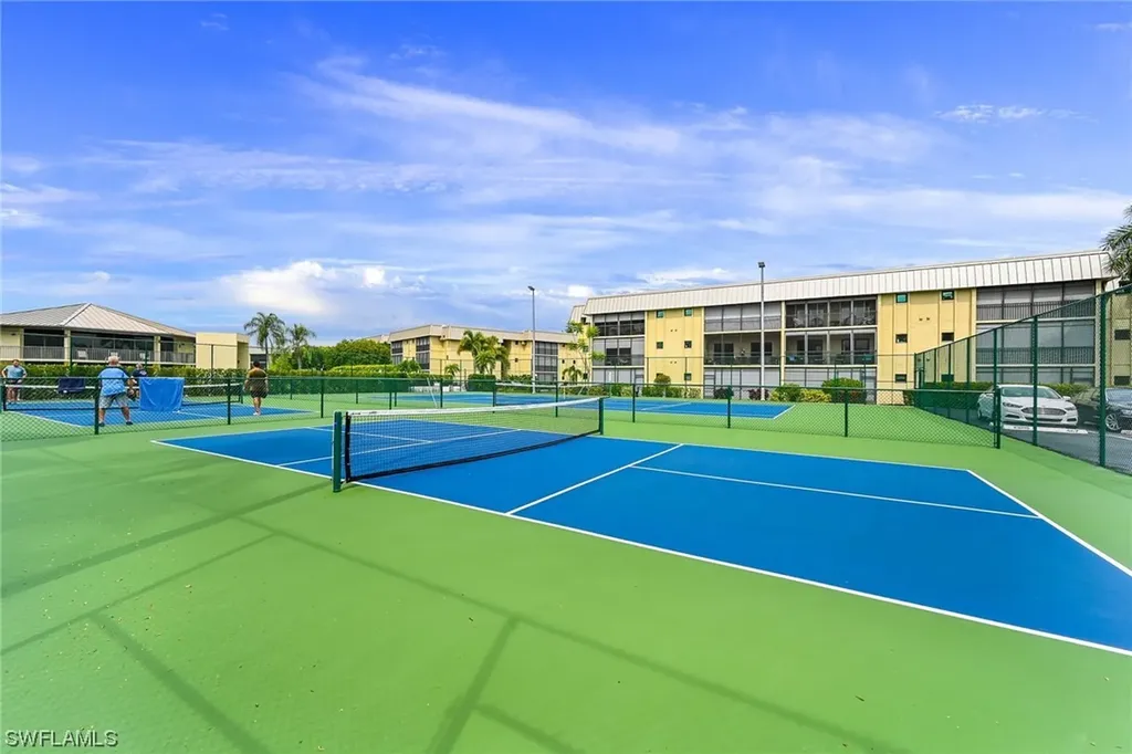 788 Park Shore Drive Naples FL 34103