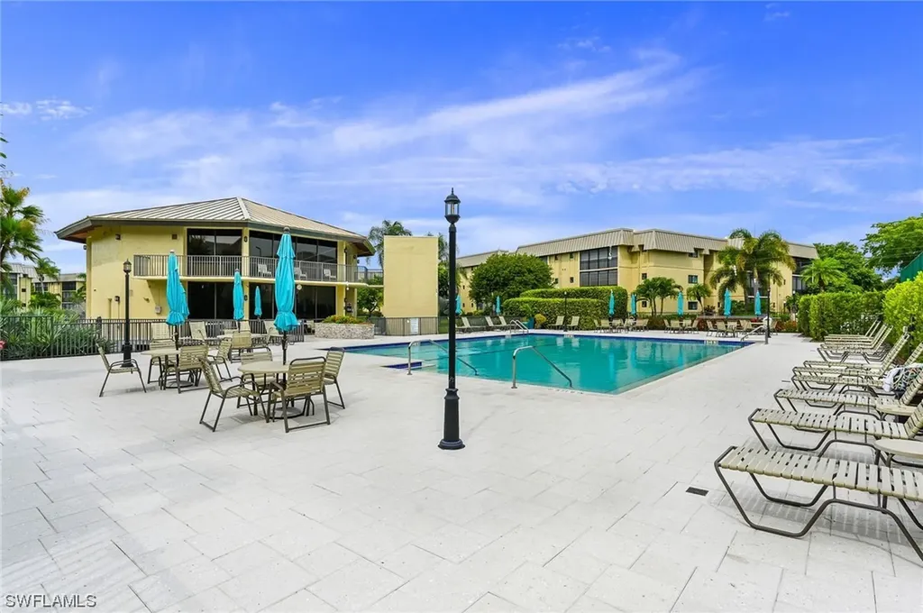 788 Park Shore Drive Naples FL 34103