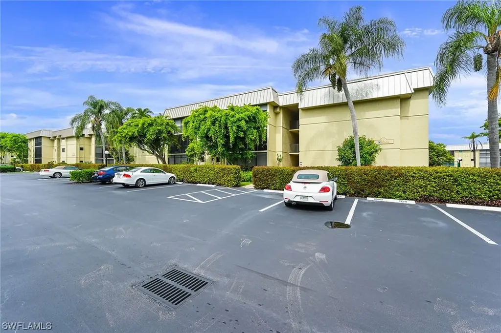 788 Park Shore Drive Naples FL 34103