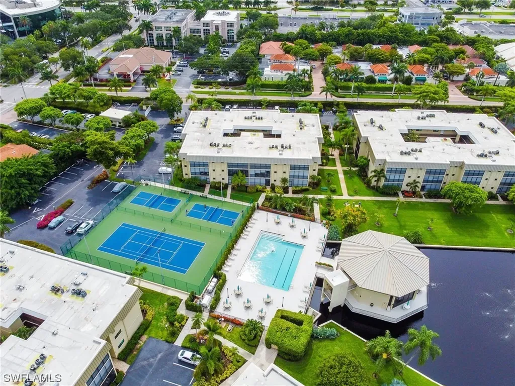 788 Park Shore Drive Naples FL 34103