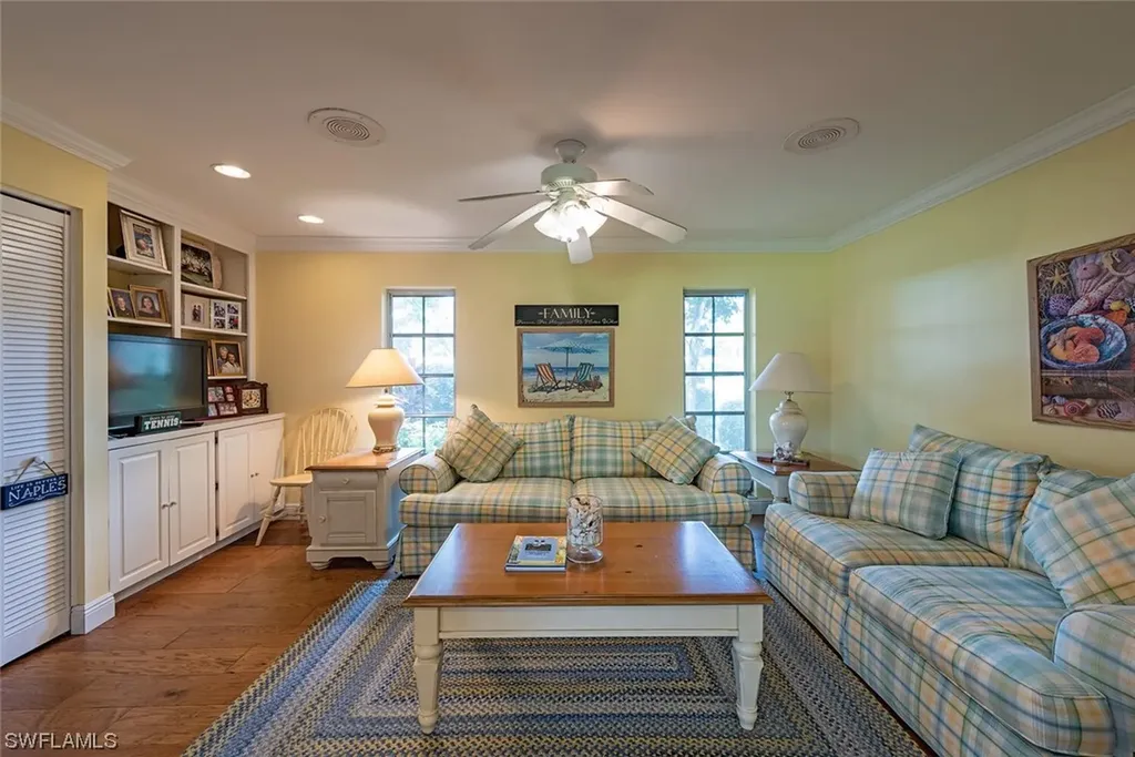 440 Widgeon Point Naples FL 34105