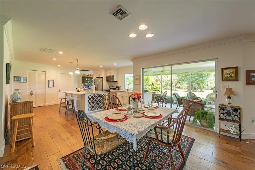 440 Widgeon Point Naples FL 34105