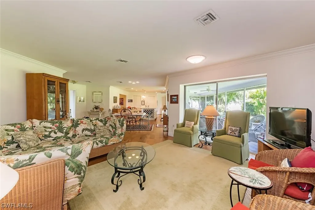 440 Widgeon Point Naples FL 34105