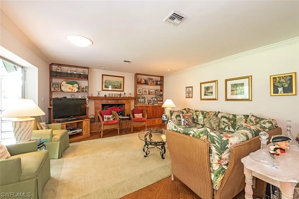 440 Widgeon Point Naples FL 34105
