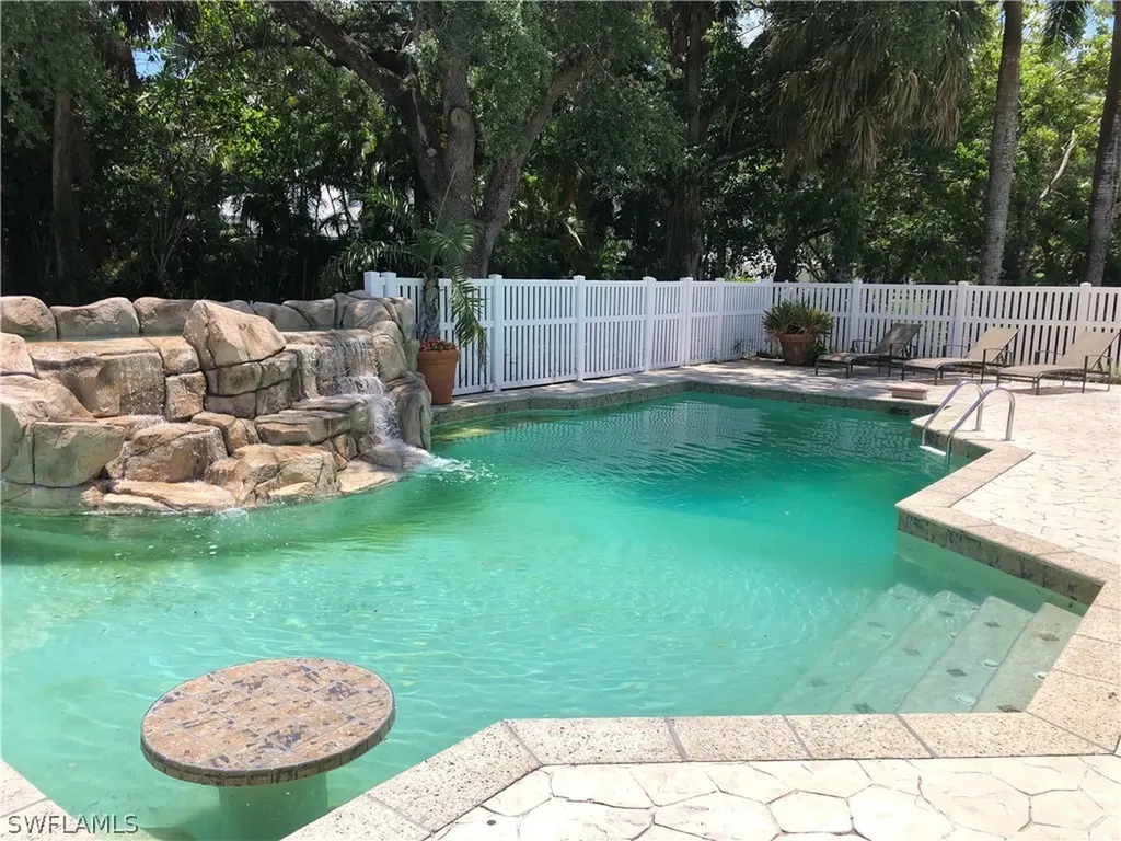 15950 Gleneagle Court Fort Myers FL 33908