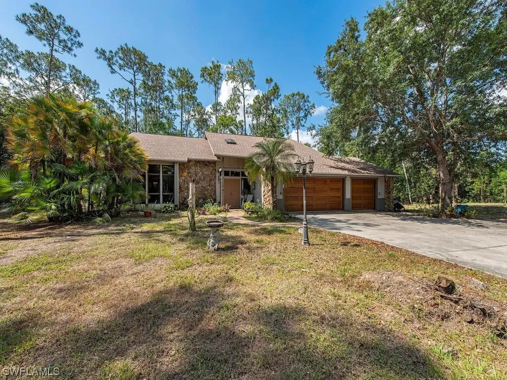5560 Tamarind Ridge Drive Naples FL 34119