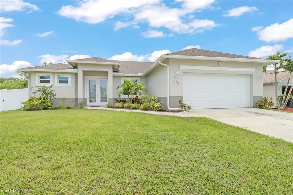 17541 Homewood Road Fort Myers FL 33967