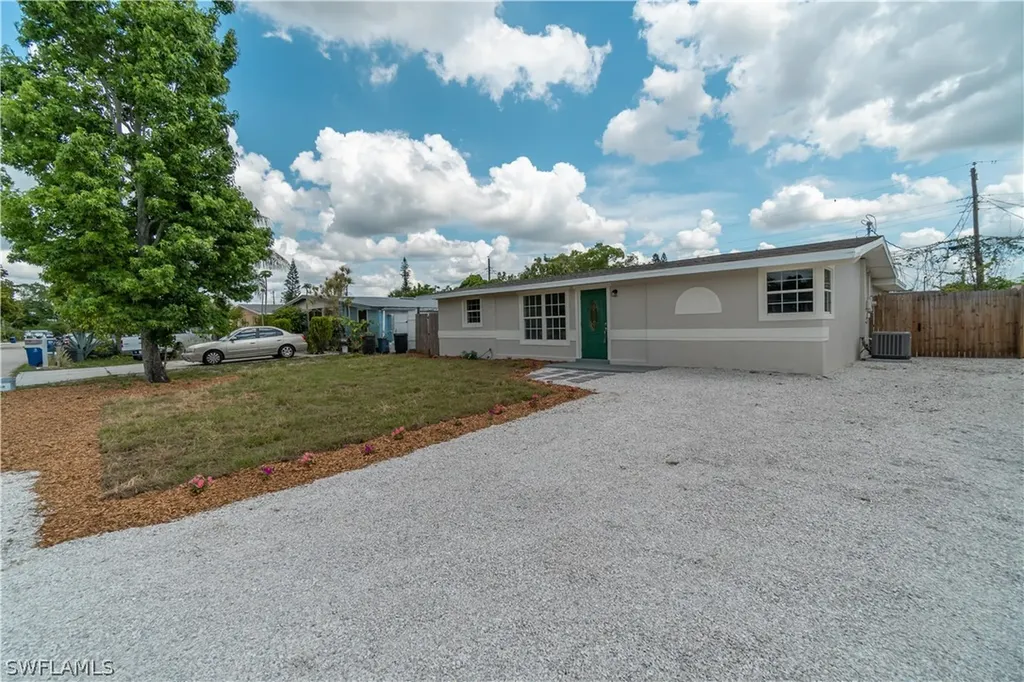 2168 Coronet Street Fort Myers FL 33907