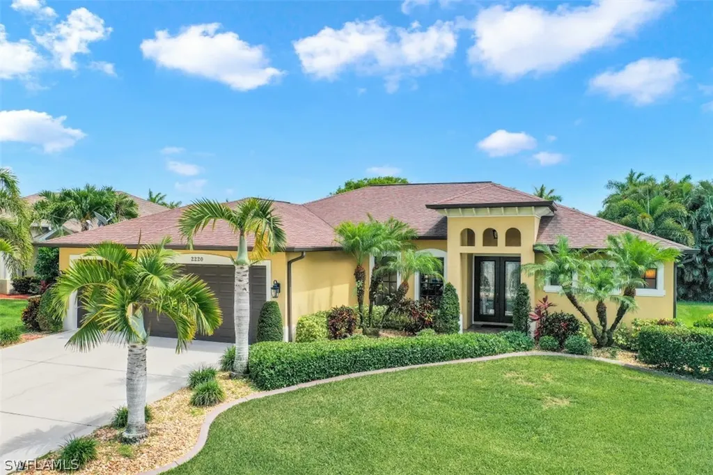 2220 SW 43rd Lane Cape Coral FL 33914