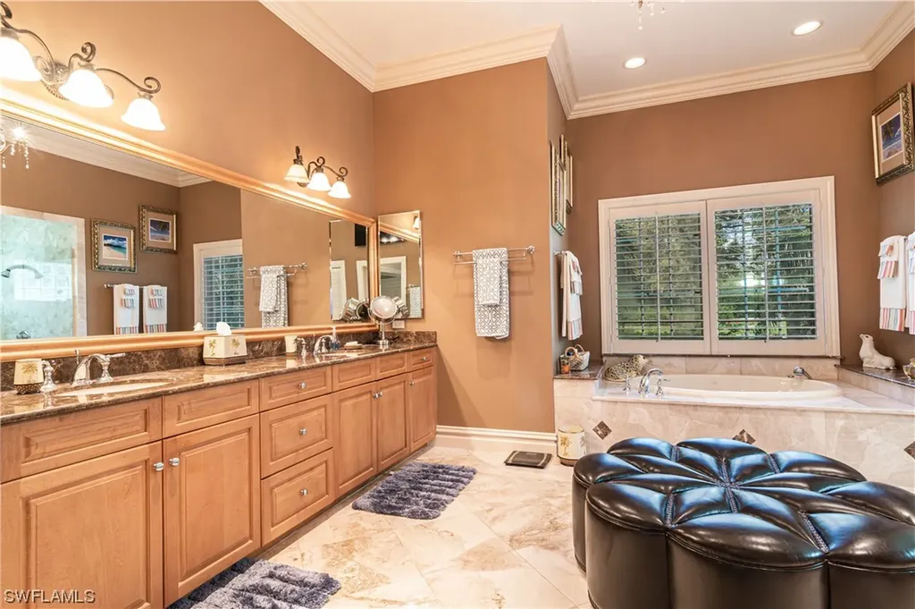 4724 Pond Apple Drive N Naples FL 34119-8548