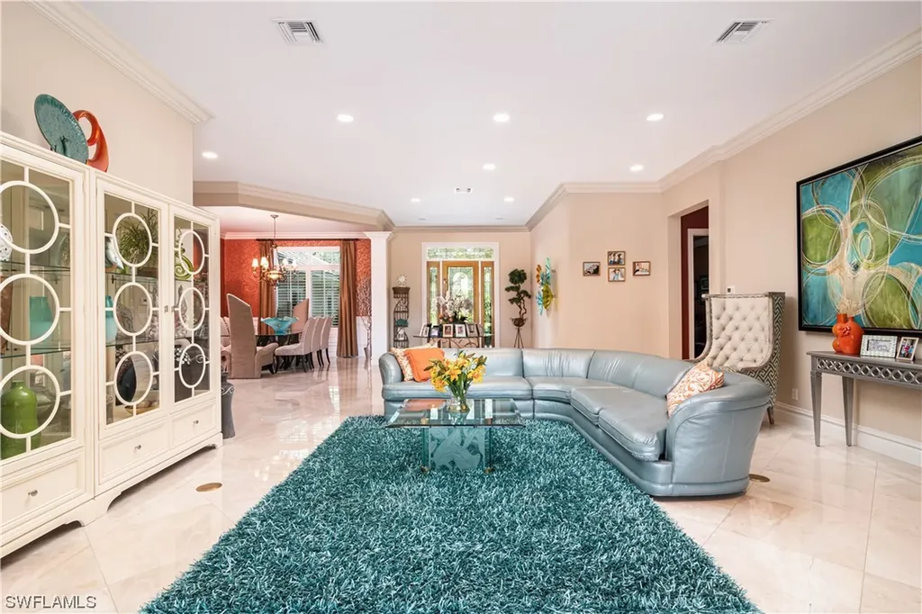 4724 Pond Apple Drive N Naples FL 34119-8548