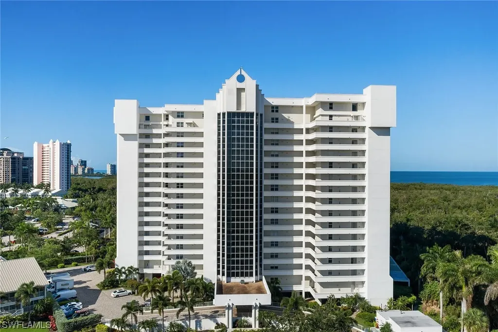 6361 Pelican Bay Boulevard Naples FL 34108