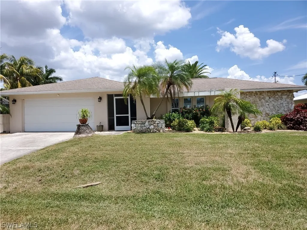 1705 SE 44th Street Cape Coral FL 33904