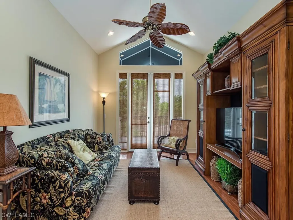 4844 West Boulevard Court Naples FL 34103