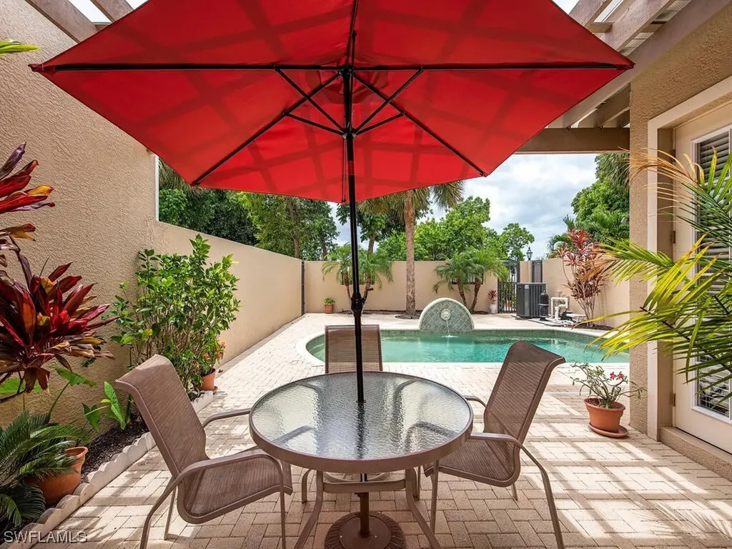 4844 West Boulevard Court Naples FL 34103