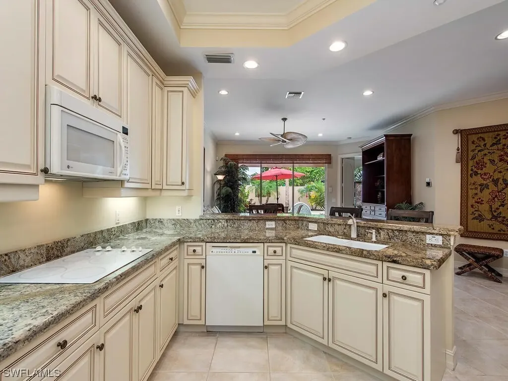 4844 West Boulevard Court Naples FL 34103