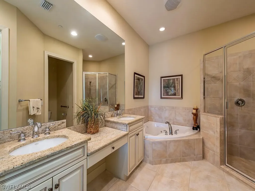 4844 West Boulevard Court Naples FL 34103