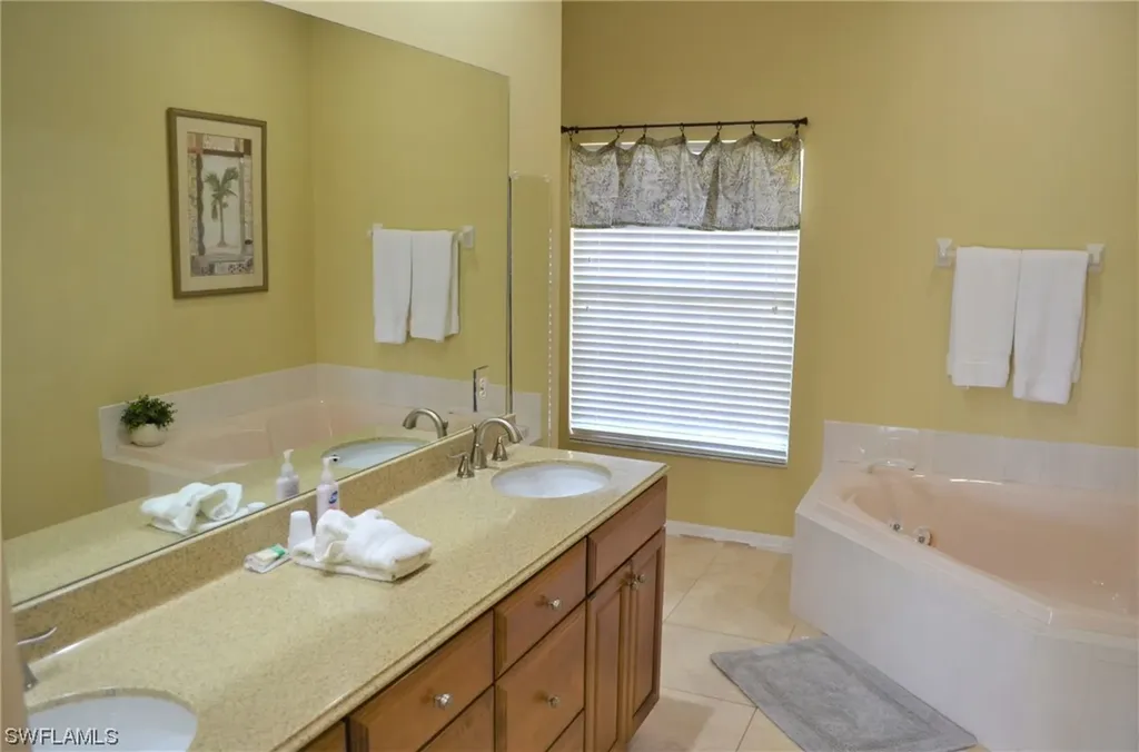 41 Primrose Court Marco Island FL 34145