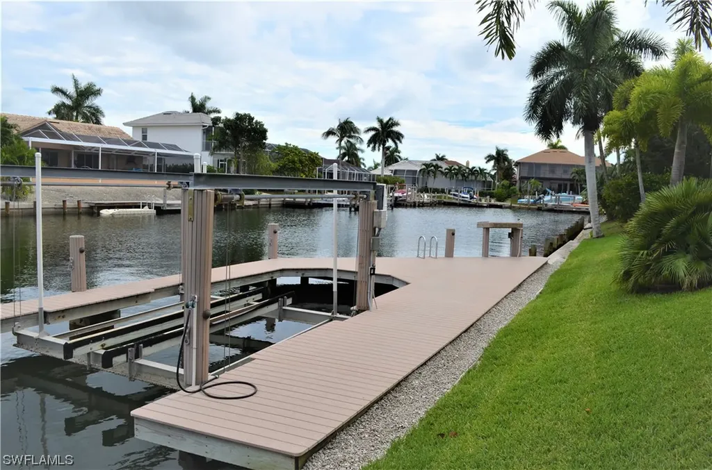 41 Primrose Court Marco Island FL 34145