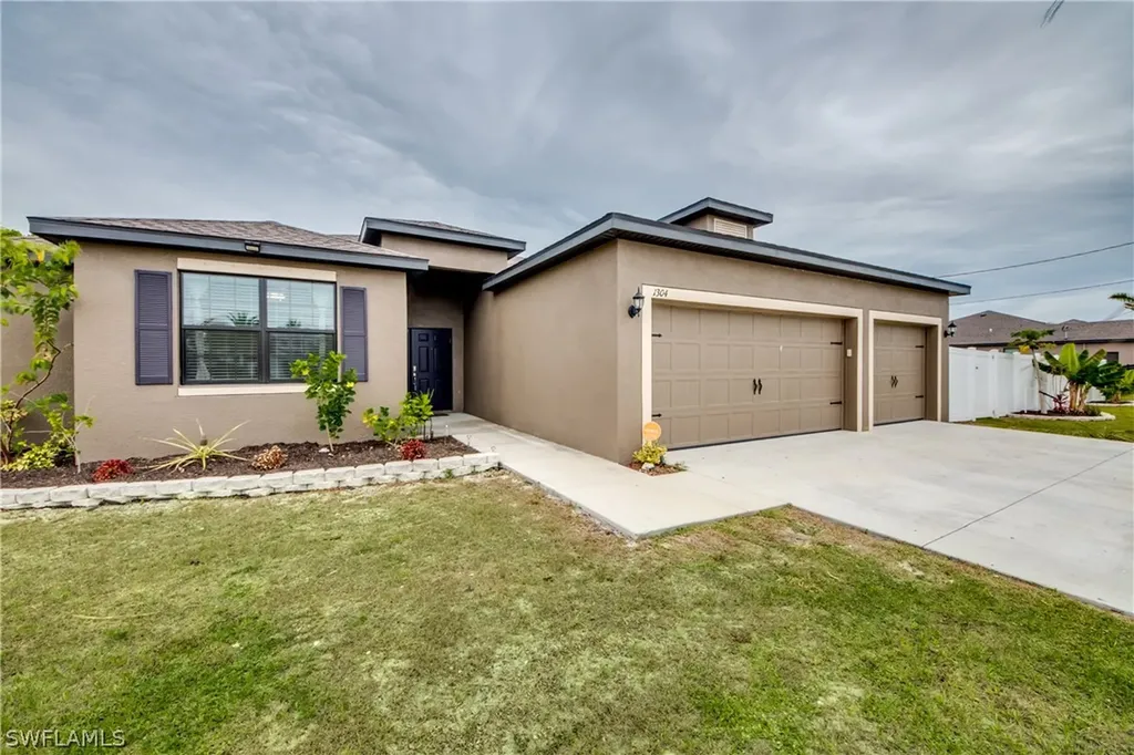 1304 SW 15th Terrace Cape Coral FL 33991