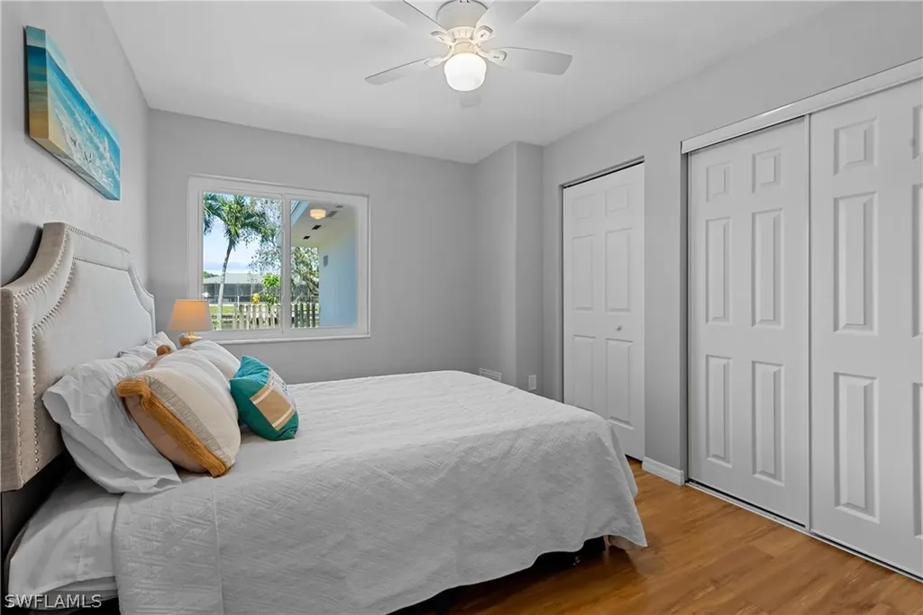 5277 Tamiami Court Cape Coral FL 33904