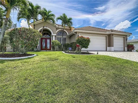 3611 SW 15th Place Cape Coral FL 33914