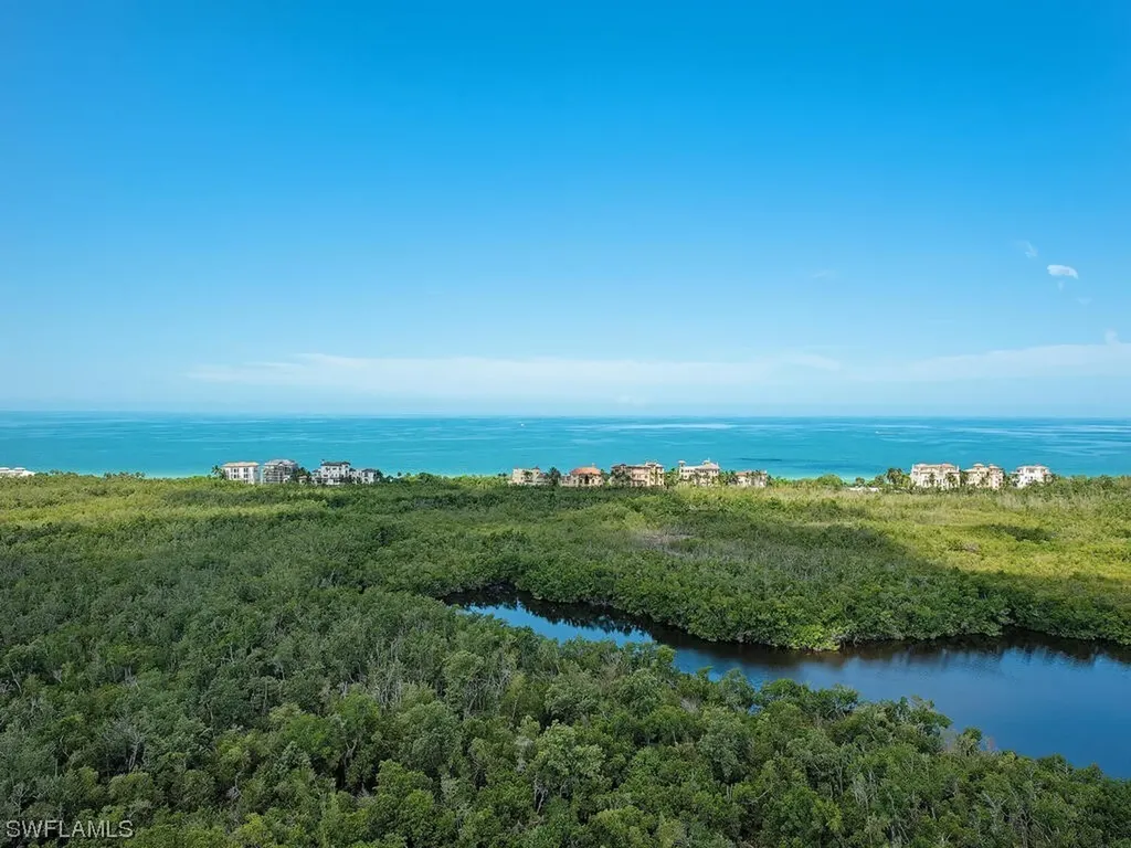 7575 Pelican Bay Boulevard Naples FL 34108