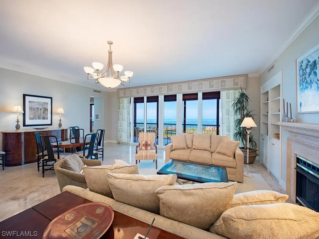 7575 Pelican Bay Boulevard Naples FL 34108