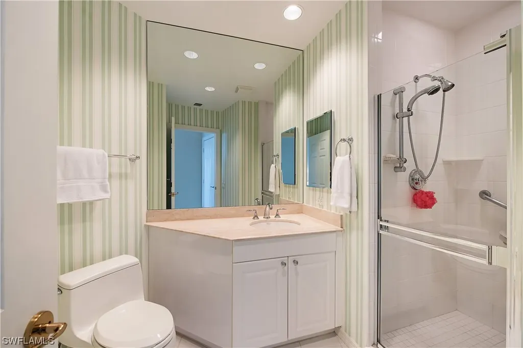 7575 Pelican Bay Boulevard Naples FL 34108
