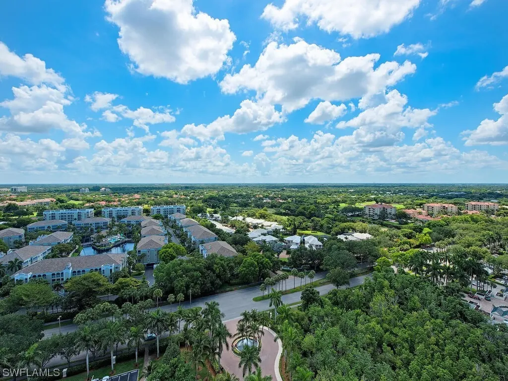 7575 Pelican Bay Boulevard Naples FL 34108