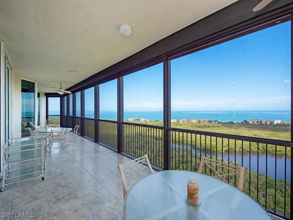 7575 Pelican Bay Boulevard Naples FL 34108