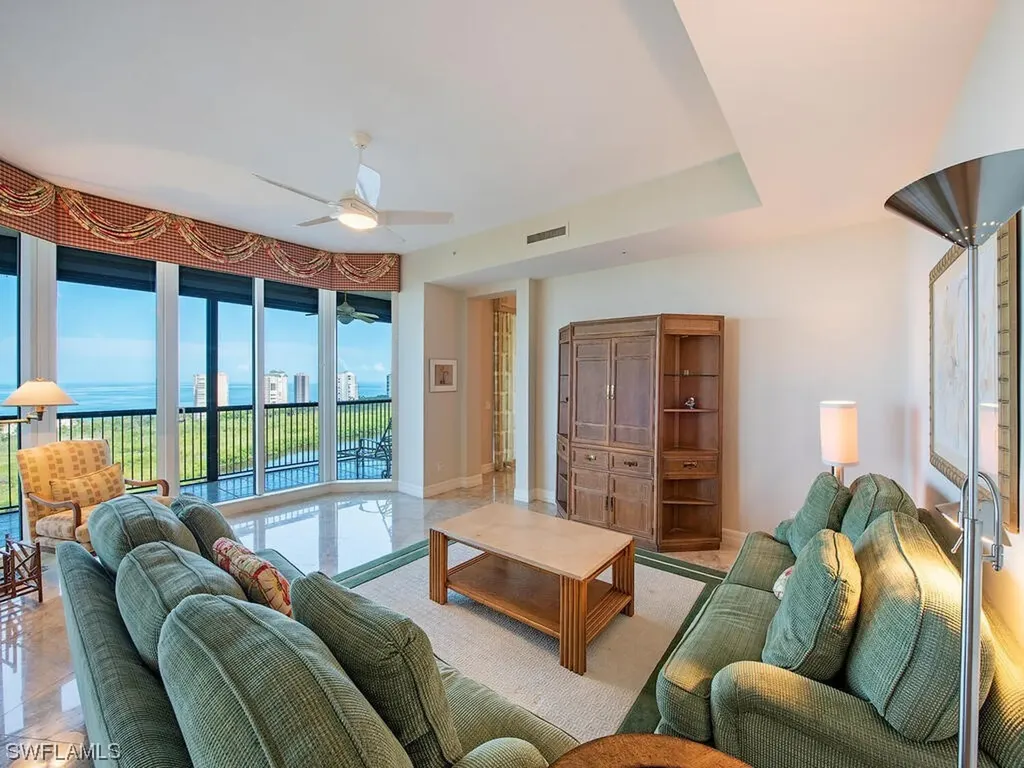 7575 Pelican Bay Boulevard Naples FL 34108