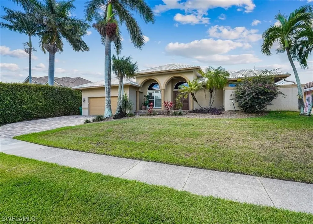 841 Elm Court Marco Island FL 34145