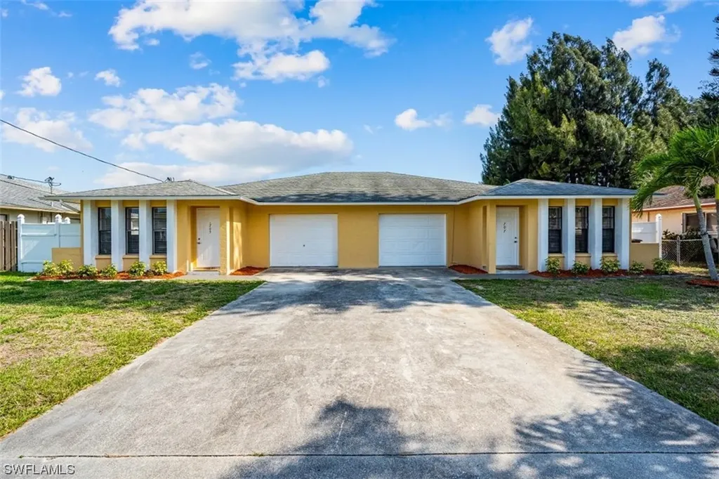 705/707 SE 5th Street Cape Coral FL 33990
