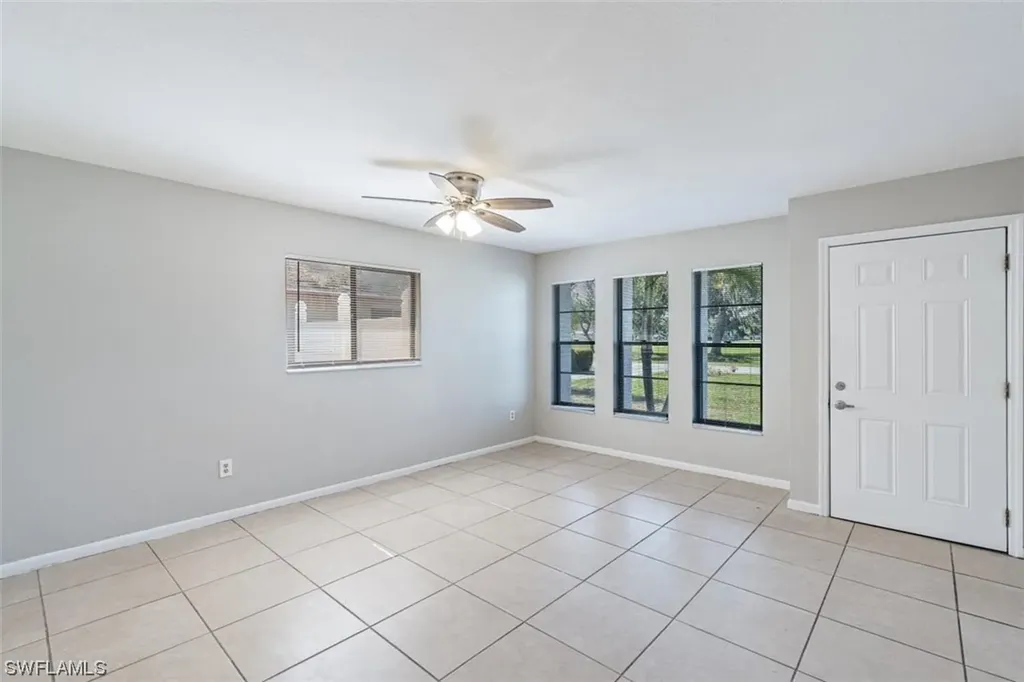 705/707 SE 5th Street Cape Coral FL 33990
