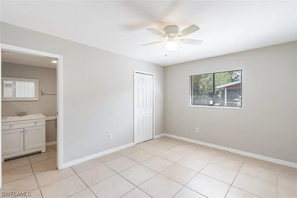 705/707 SE 5th Street Cape Coral FL 33990