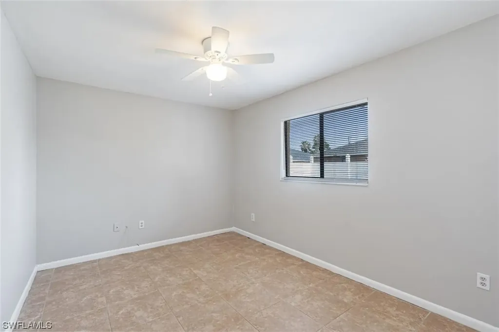 705/707 SE 5th Street Cape Coral FL 33990