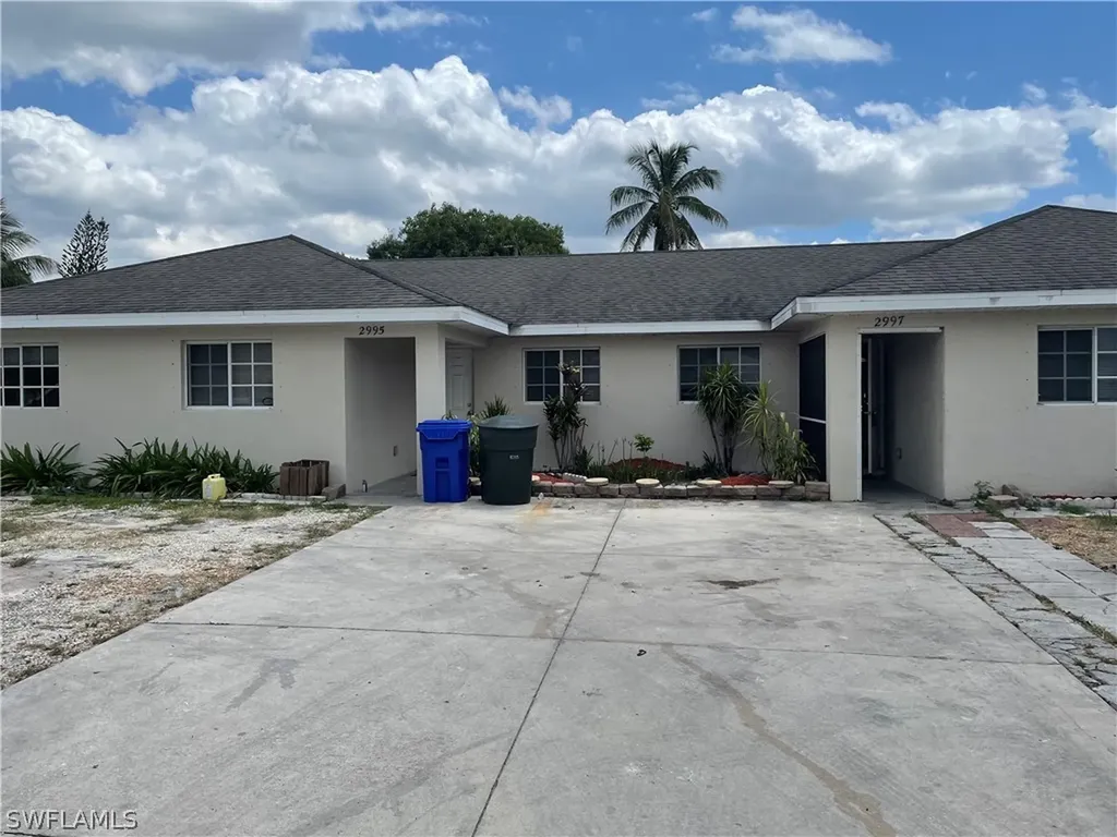 2995 / 2997 Broadway Fort Myers FL 33901