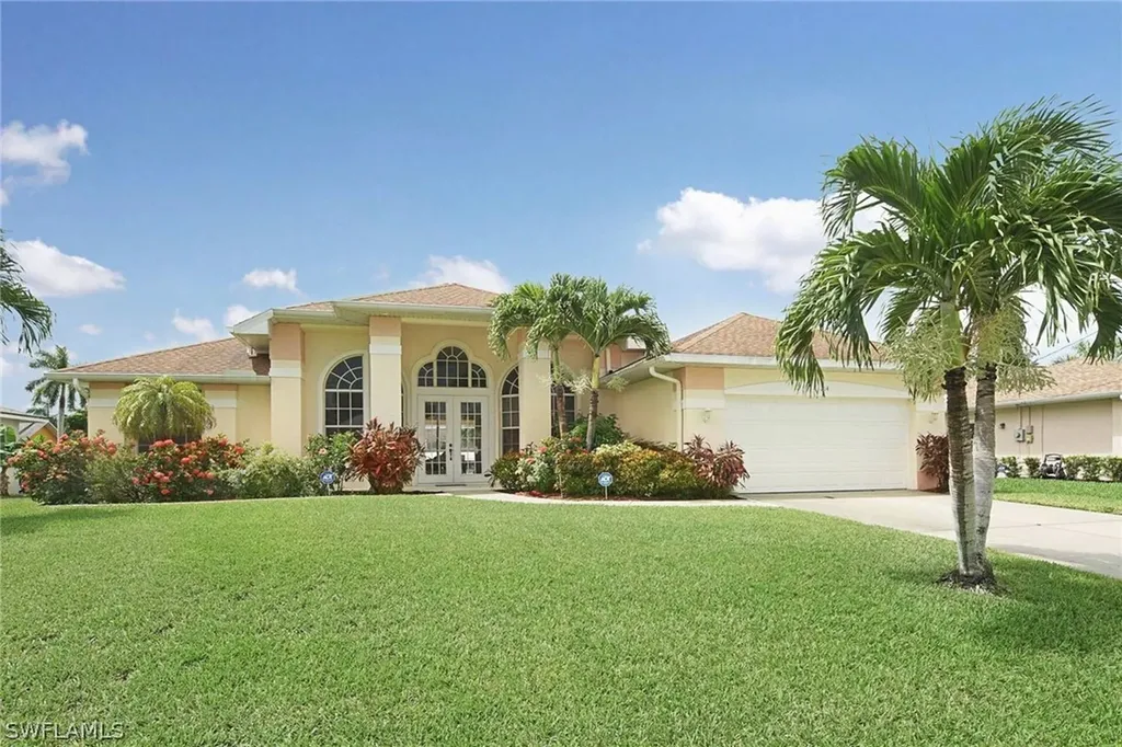 214 SW 42nd Street Cape Coral FL 33914