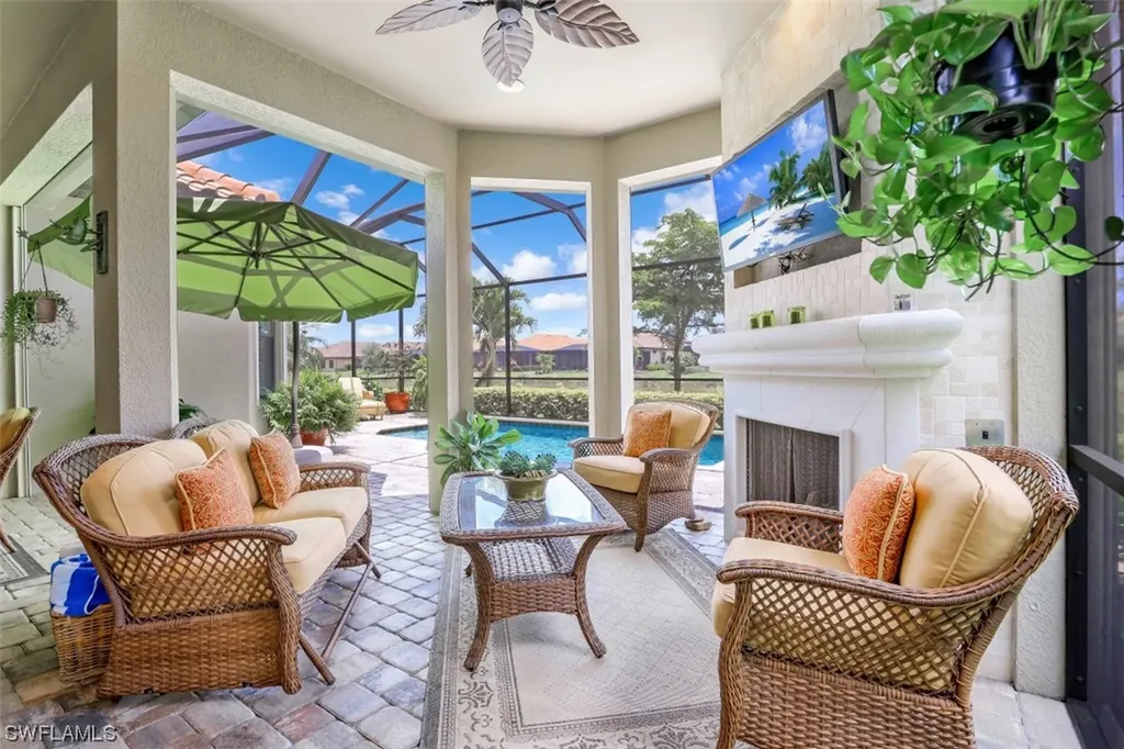 8514 Palacio Terrace N Naples FL 34114