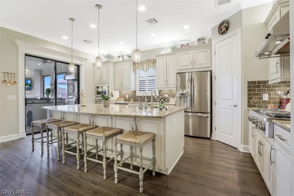8514 Palacio Terrace N Naples FL 34114