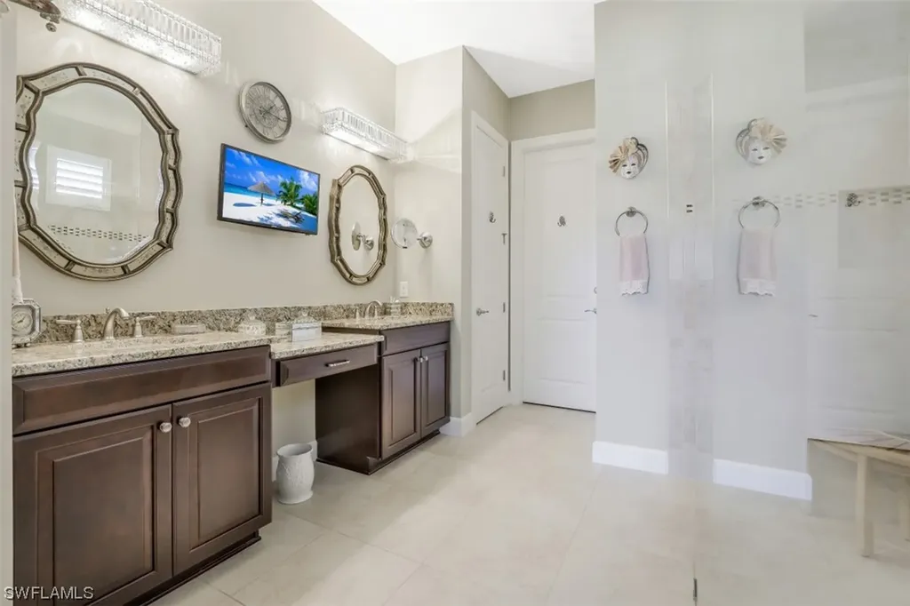 8514 Palacio Terrace N Naples FL 34114